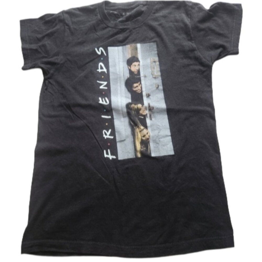 Small F.R.I.E.N.D.s Tee. GUC.‎